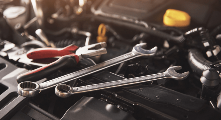 Por que fazer uma revisão no carro antes de viajar?